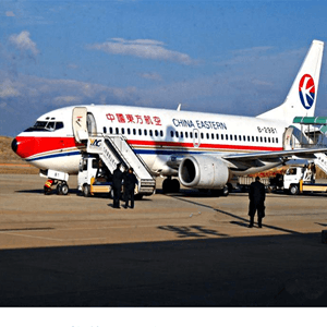 滋润航空运输航空快运业稳步发展的原因是什么？